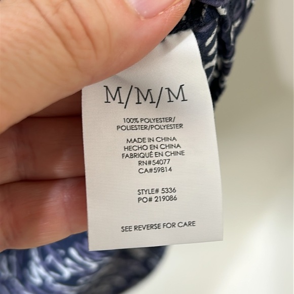 CAbi 5336 Te Amo Blouse Blue White Size Medium - Picture 11 of 16